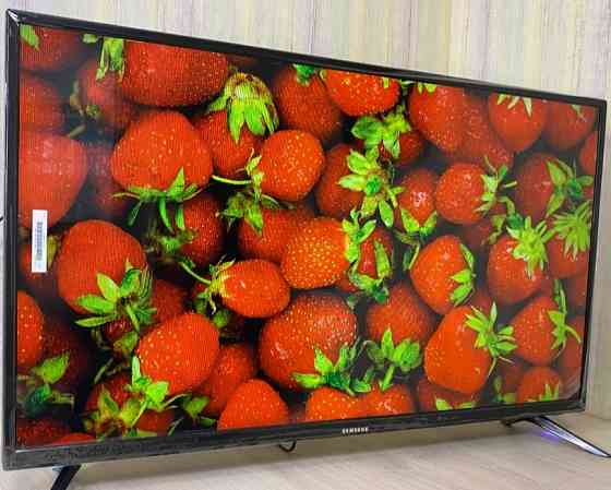 Тонкий телевізор: Samsung Smart TV 42" 4K, T2, lPTV, 3840x 2160 Корея Харків