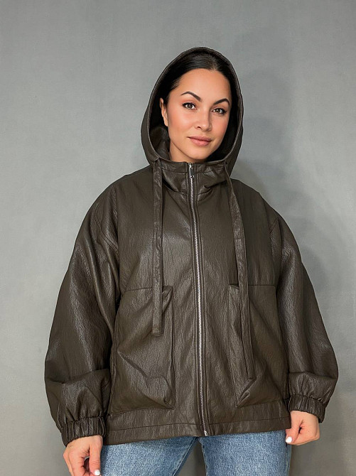 Куртка женская Dolly Villa JY-08-6396 из экокожи оверсайз с капюшоном большие размеры коричневая, коричневый, 2XL Киев - изображение 13