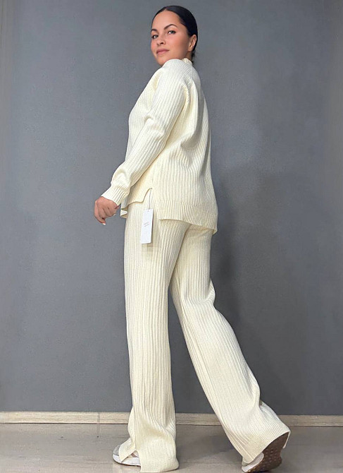 Костюм женский Accorddream 8703-28108 свитер с брюками в рубчик вязаный оверсайз, молочний, one size Киев - изображение 7