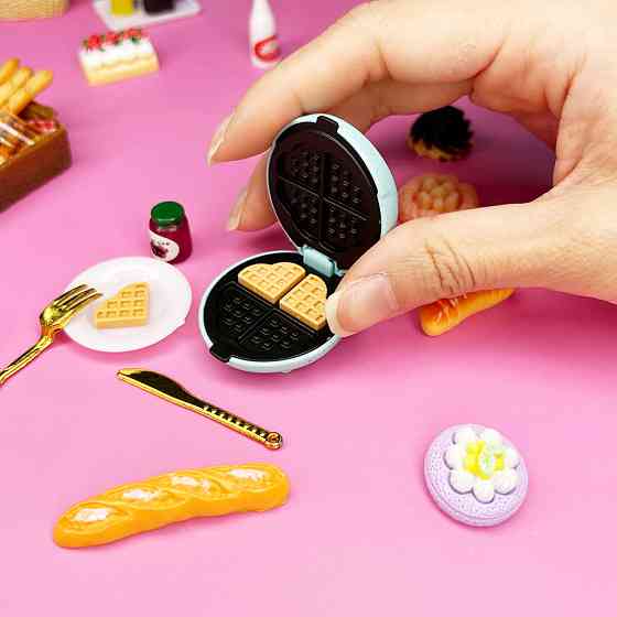 Ігровий набір з сюрпризом Пікнік Mini World 2305003 зі стікерами Вінниця