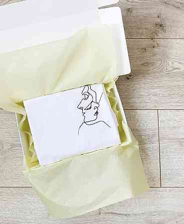 Женская\Мужская футболка с картинкой лица Черновцы