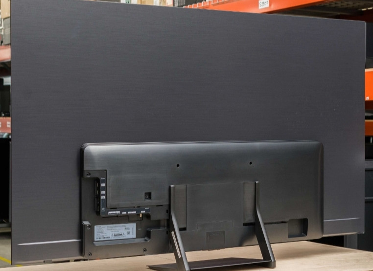 Телевизор Безрамный: 65