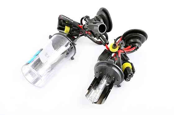 Лампы ксеноновые (пара) H4 (12V 50W DC AMP) 6000K Мукачево