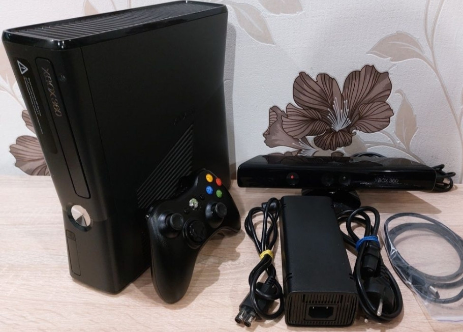 Приставка Xbox 360 Slim 300Gb. Kinect. Київ - фото 6