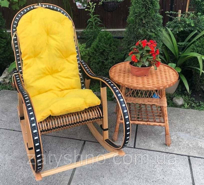 Кресло качалка плетеная с накидкой  желтой и круглым  столом Киев - изображение 1