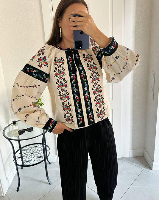 Женская современная вышиванка молочного цвета под старинный домотканый лен коттон 80% полиэстер 20% Одесса - изображение 1