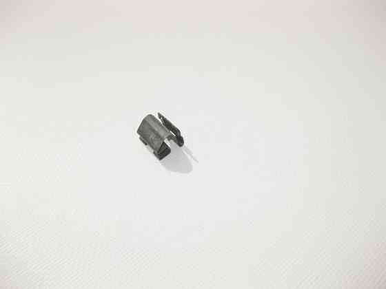 Mercedes-Benz  A0009913670 Пружинна скоба салонної обшивки ML W164 GL X164 GL GLS W166 ML GLE W166 C292 Одесса