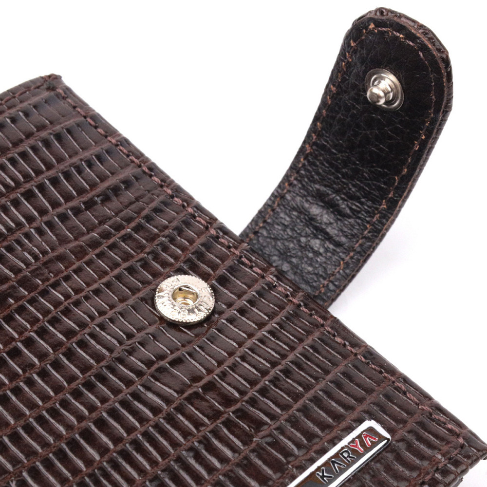 Лаковане чоловіче портмоне з хлястиком із натуральної фактурної шкіри KARYA 21082 Коричневий Київ - фото 5