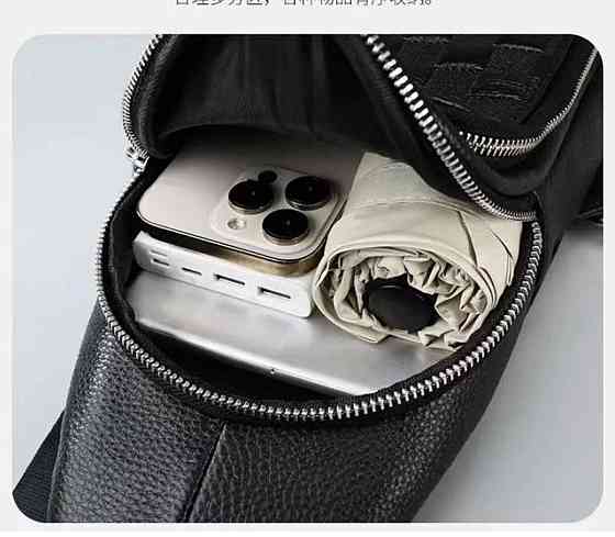 Брендова чоловіча нагрудна сумка рюкзак-слінг із натуральної шкіри молодіжна шкіряна чорна сумочка на плече Tiding Bag Київ