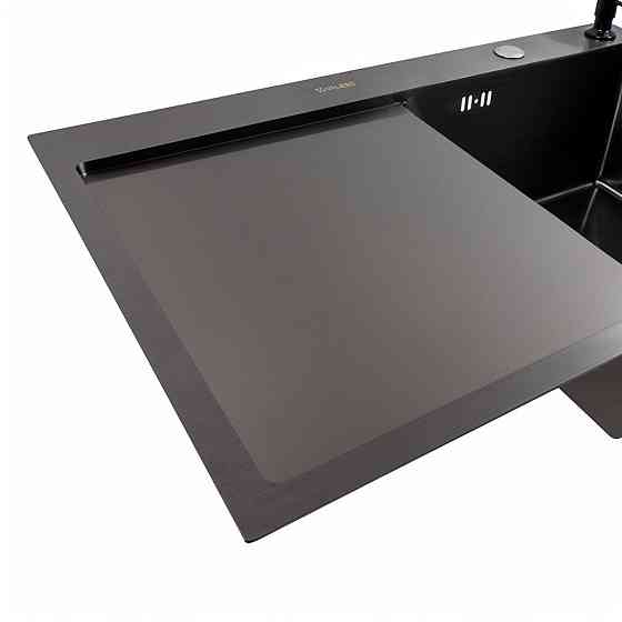 Кухонна мийка CM 78*50 R чорна PVD VALESO Handmade (круглий сифон 3,0/0,8) Коломыя