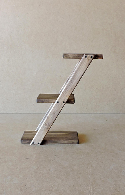 Подставка для цветов 