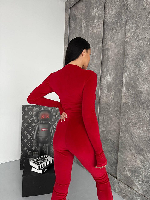 Жіночий стильний комбінезон з довгим рукавом королівський велюр Одеса - фото 2