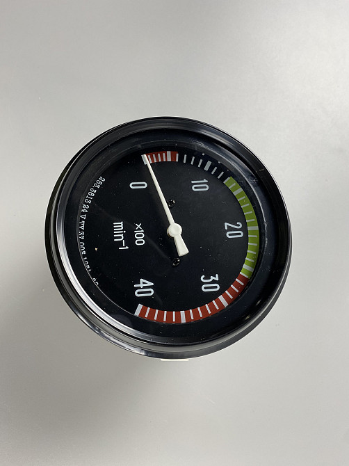 Тахометр електронний КамАЗ МАЗ УРАЛ для контролю обертів двигуна 24V Мукачево - фото 2