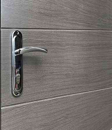 Двери квартирные Redfort, модель Мида комплектация Эконом Киев