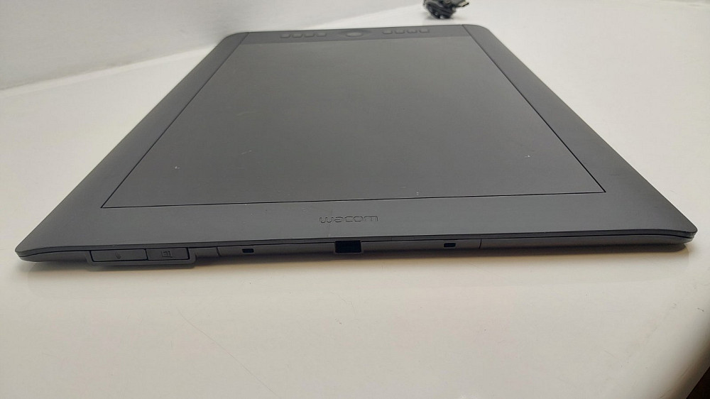 Графічний планшет Wacom Intuos Pro Large PTH-851 без пера (товар вживаний) Луцк - изображение 2