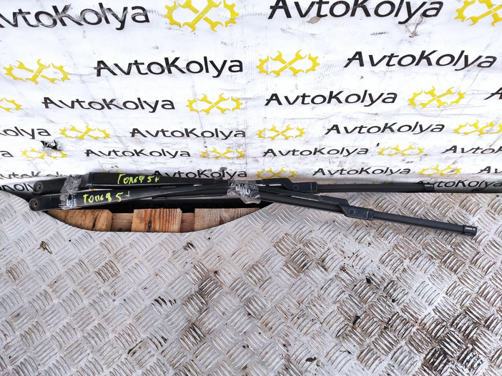 Двірник VW Golf V 2003-2008 Ковель - фото 1