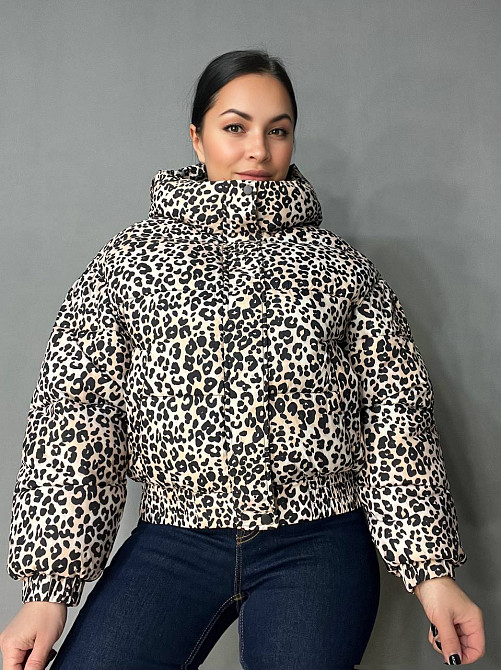 Куртка жіноча Lady Yep 9006 коротка з капюшоном леопардовий принт на резинці демісезонна бежева, бежевий, 44 Київ - фото 10