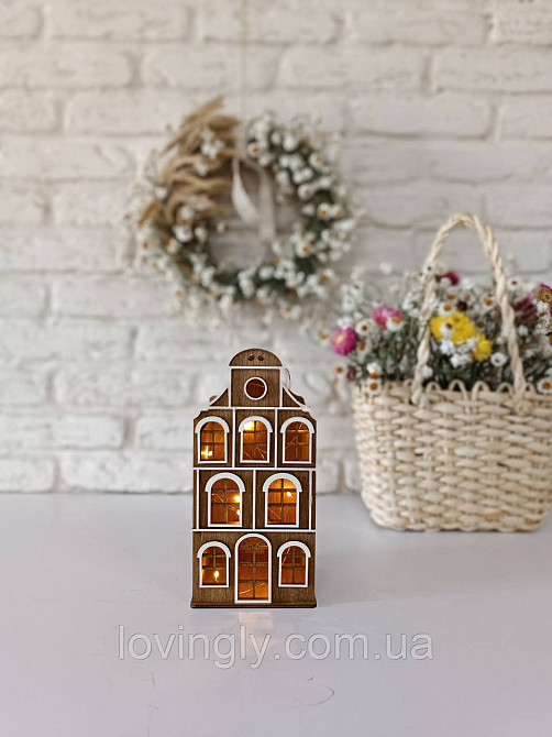 Декоративный домик - копилка оснащена LED подсветкой. Ирпень - изображение 3