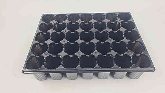 Касета для розсади 43,5*32,5*10 пластикова на 35 V-ячейок-175 см3 (черка 55 мм*55 мм*95 мм) (1 шт.) Харків