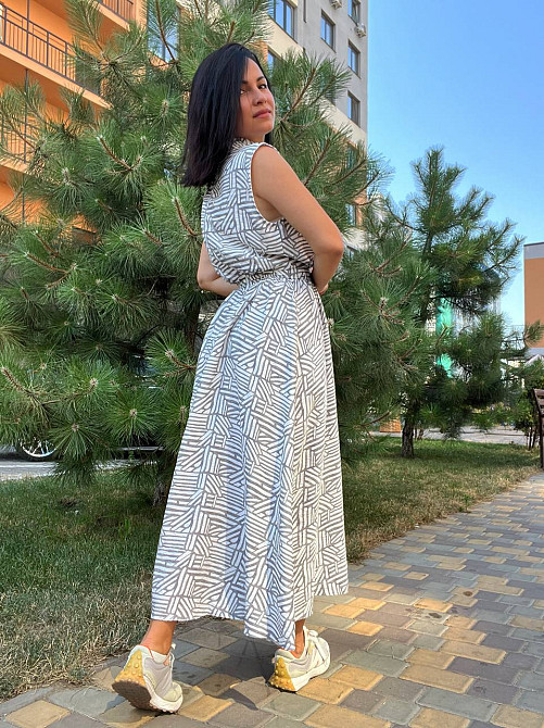 Сукня жіноча INDIGO BLUE 024569 довге без рукавів комір стійка сіра, сірий, L Київ - фото 2