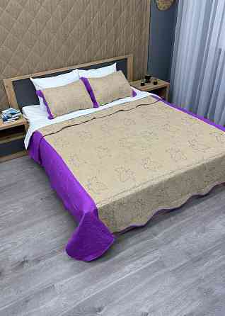 Покривало стьобане з наволочками Expo Trade листя 220x220 (+-10 см) бежевий з лавандовим (85-148) Київ