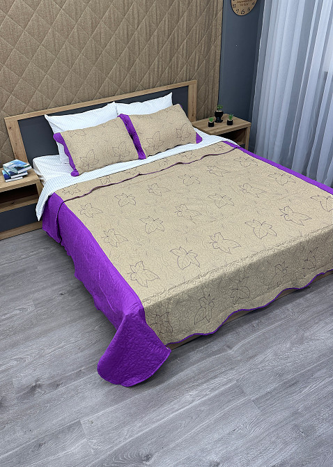 Покривало стьобане з наволочками Expo Trade листя 220x220 (+-10 см) бежевий з лавандовим (85-148) Київ - фото 4