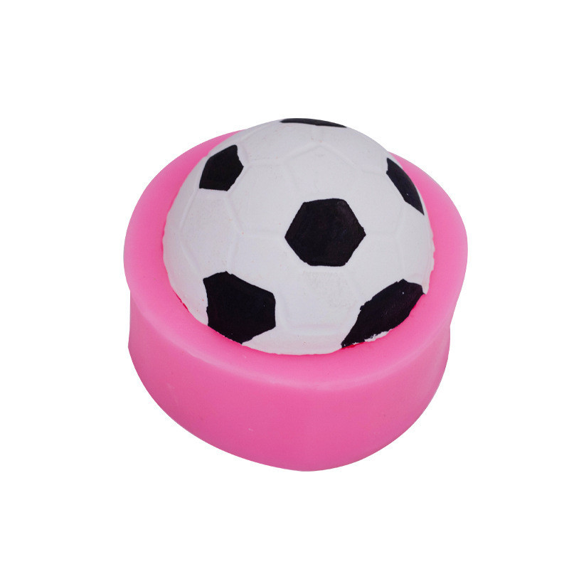 Молд кондитерский Футбольный мяч 54 на 23 мм розовый Киев - изображение 1