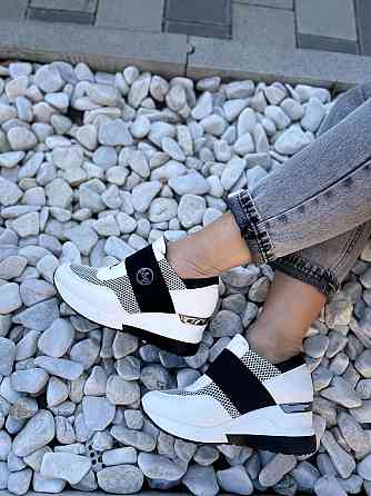 Stilli Снікерси жіночі STILLI білі еко-шкіра демісезонні платформа 37р. 38р. (4700) Коломия