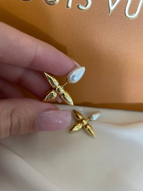 Сережки пусети LV покриття золото 18К Одеса - фото 3