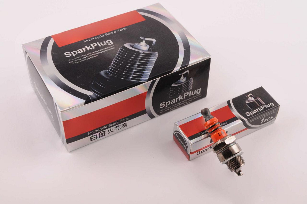 Свеча бензопила    L6TC   M14*1,25 9,5mm Мукачево - изображение 1