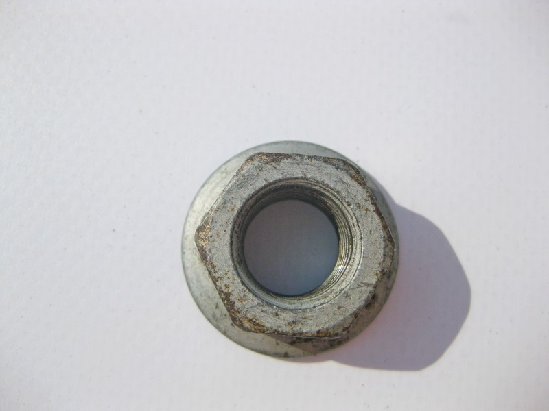 Mercedes-Benz  A0029903554 Гайка шестигранна M14x1,5 S-Class W221 CL C216 R-Class W251 A-Class W169 W176 B-Class W245 W246 CLA C117 GLA X156 Одесса - изображение 6