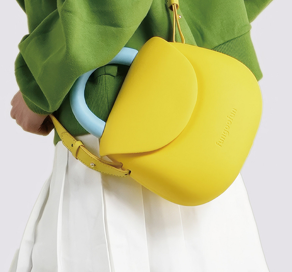 Сумочка силиконовая клатч женский на ремешке с ручками водонепроницаемая сумка Fungoofun повседневная, желтая Каменец-Подольский - изображение 1