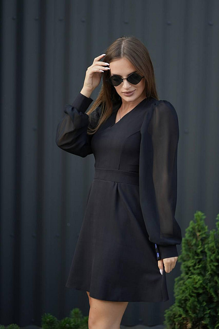 Жіноча ефектна міні сукня із шифоновими рукавами костюмка Чорний, 44 Одеса - фото 2