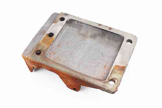 Кришка КПП задня 101-2 з втулками Киев