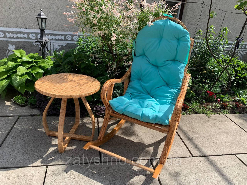 Крісло гойдалка з лози з блакитною накидкою Київ - фото 2