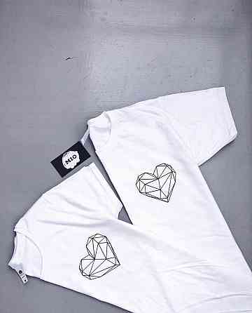 Белые Парные футболки для парня и девушки - Серце ! Черновцы