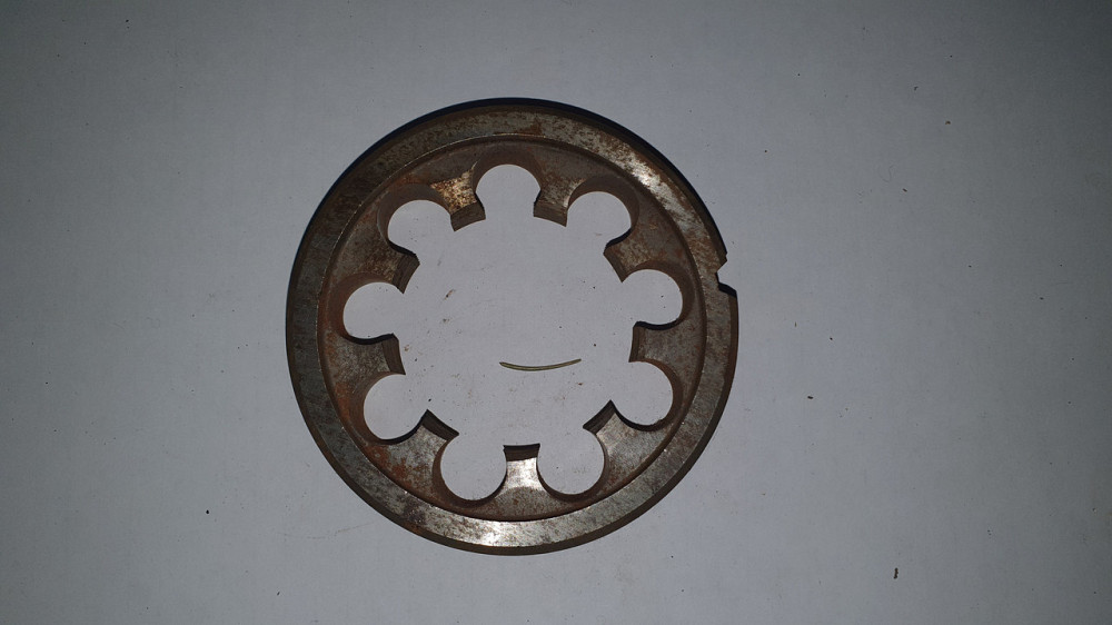 Плашки (лерки) метричні М52х1.5; М52х2. СРСР. Харків - фото 1