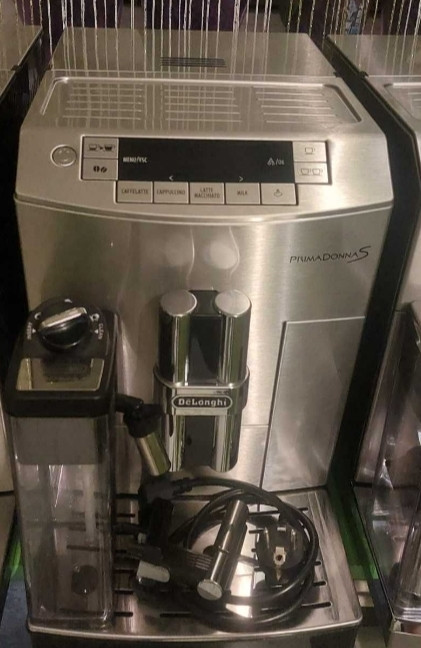 Кофеварка Delonghi . Киев - изображение 3