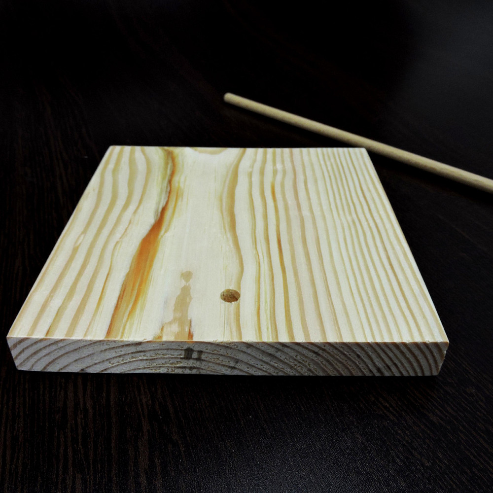 Подставка для кукол 