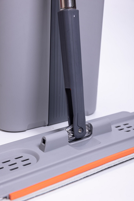 Household Телескопічна швабра з плоскою насадкою та відро з двома секціями для миття підлоги й Коломия - фото 6