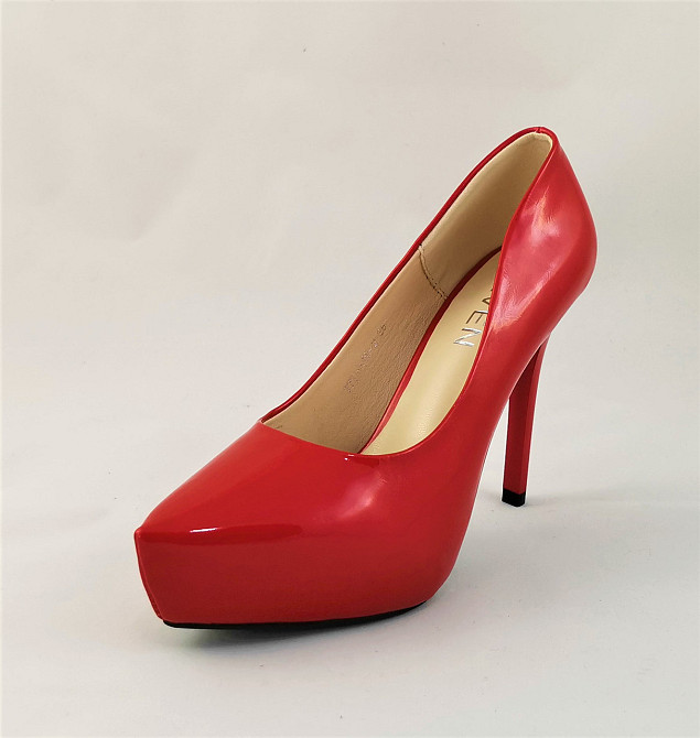 Жіночі Червоні Туфлі на Каблуку Шпильке Лакові Модельні (розміри: 36,38) - 16-2 Дніпро - фото 5