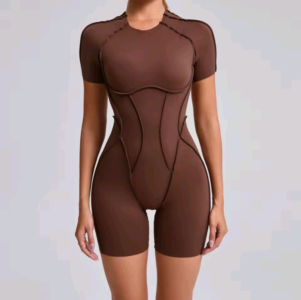 Женский фитнес комбинезон короткий с фактурными швами L Коричневый Кофе Шоколад, спортивный костюм с шортами трико боди для йоги спортзала Л Днепр - изображение 1