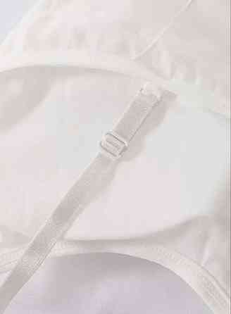 Женская базовая майка-топ на тонких бретелях бесшовная S белый Киев