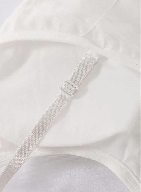 Женская базовая майка-топ на тонких бретелях бесшовная S белый Киев - изображение 3