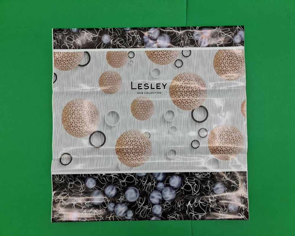 Полиэтиленовый пакет (40х40) с пластиковой ручкой