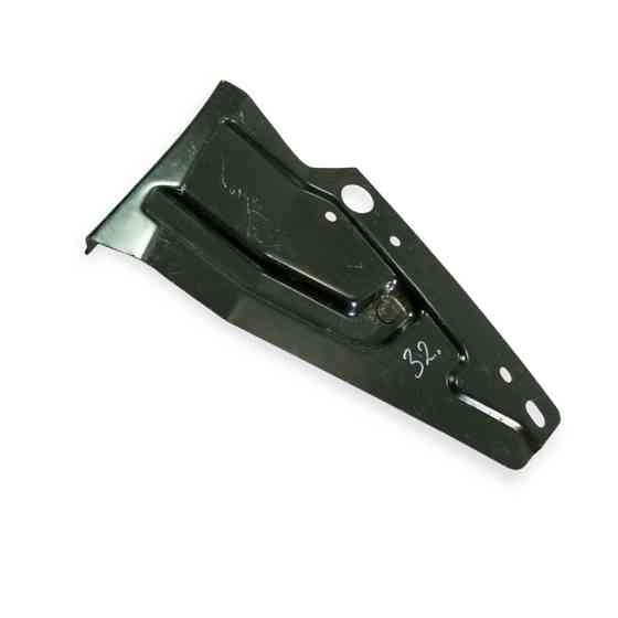 Кронштейн ГАЗ 3302 переднего правый (на обычную Газель под бизнес бампер) ГАЗ бампера Мукачево