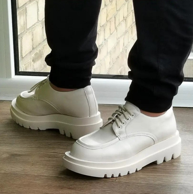 Жіночі Бежеві броги Туфлі Оксфорди Танкетка Білі Шкіряні Мокасини (розміри: 36,37,38,39,40,41) Дніпро - фото 2