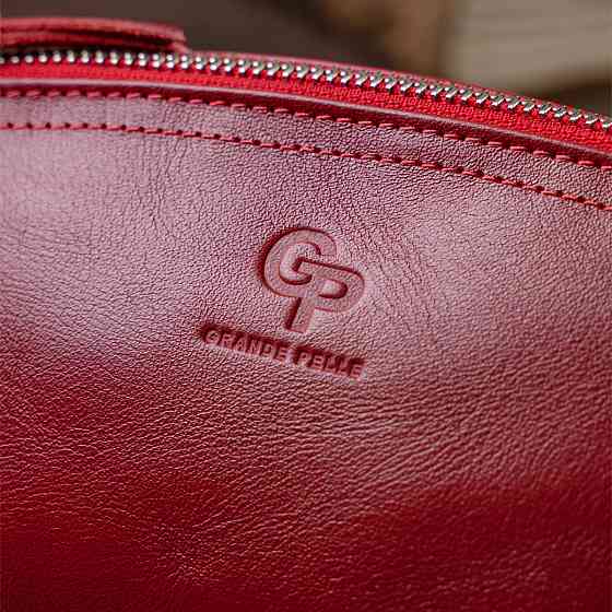 Жіноча косметичка зі шкіри Amelin GRANDE PELLE 11303 Червона Київ