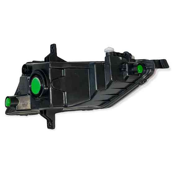 Фара Фольцваген Jetta 7 (2018-наше время) левая противотуманная Мукачево