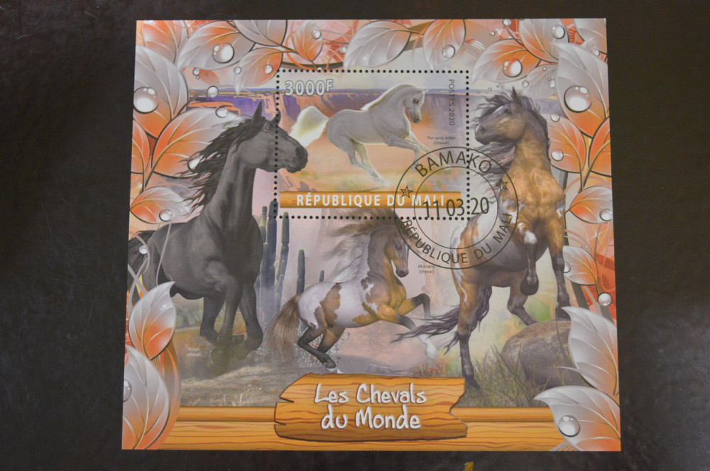 Малі. Марки. Фауна. Блок. 2020 рік (В-4) Полтава - фото 1